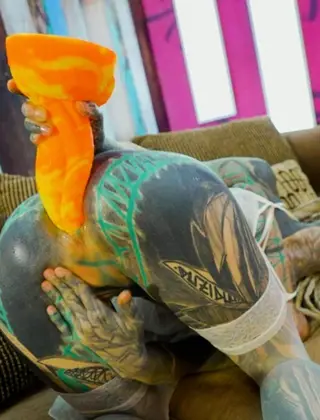 em